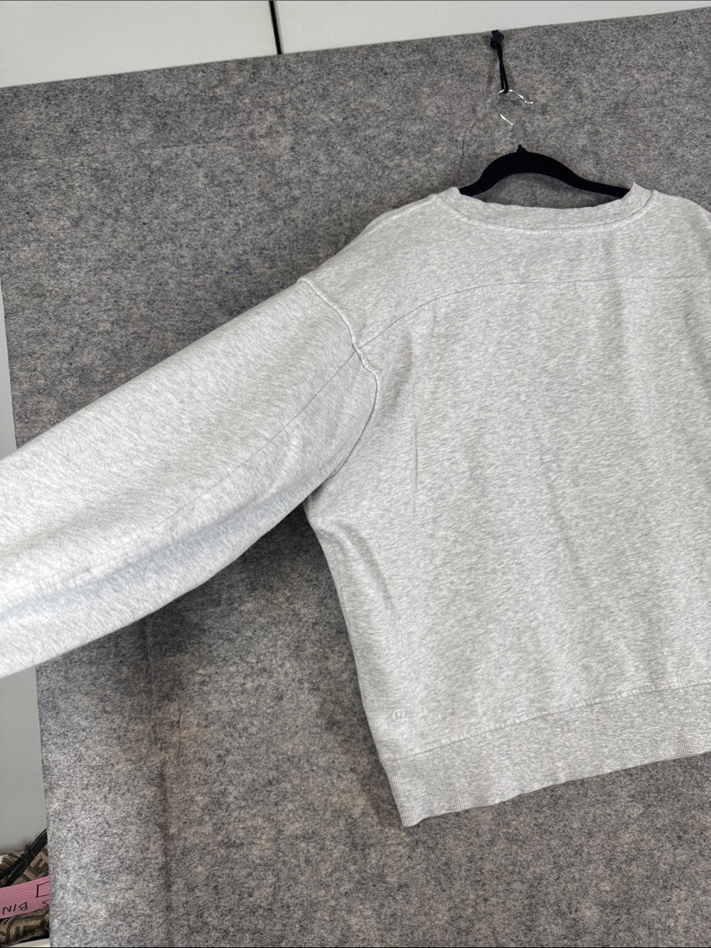 Lululemon Light Gray Crewneck Pullover Sweatshirt Athleisure Embroidered Active - Picture 10 of 11